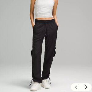 Lululemon Dance Studio Relaxed-Fit MR Cargo Pant - Black - W's Size M - LW5GILS